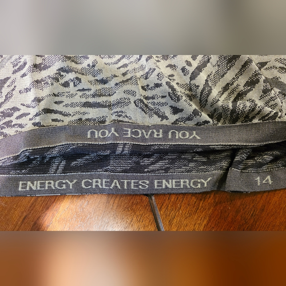 Lululemon Swiftly Tech Long Sleeved Top - Picture 4 of 4